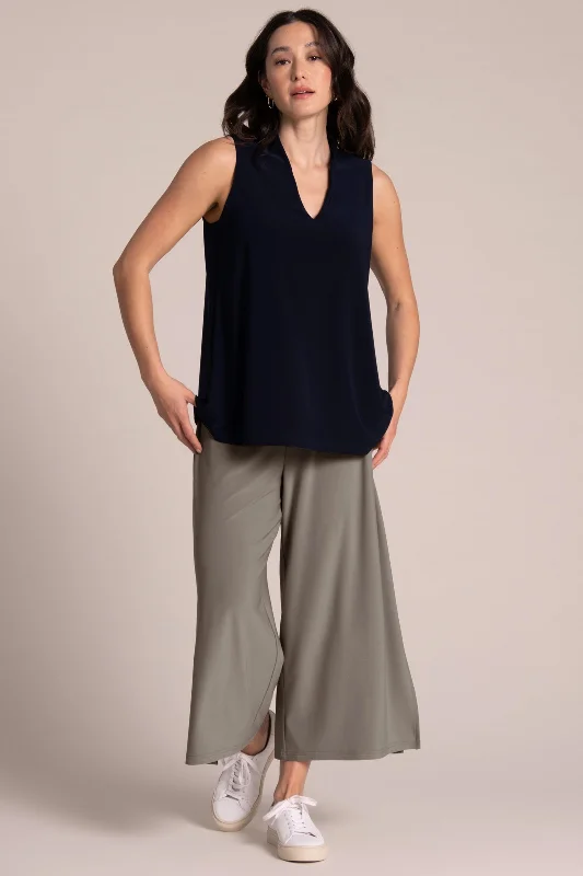 Deep V Trapeze Tank | Navy Dynamic Women's Moto