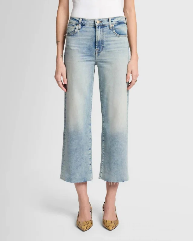 Luxe Vintage Cropped Alexa Jeans In Desert Sky