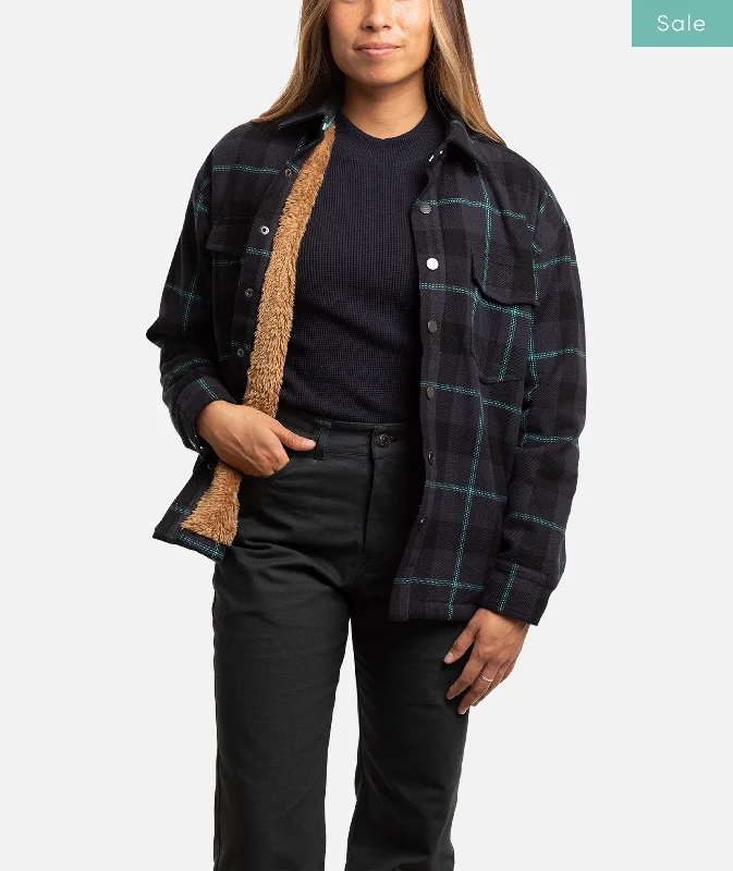 The Nivean Flannel Jacket - Black Feminine Women's Style 